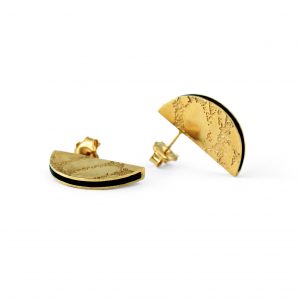 Skin-textured-semicircle-stud-earrings-gold-and-black-Sara-Gunn-Jewellery (2)